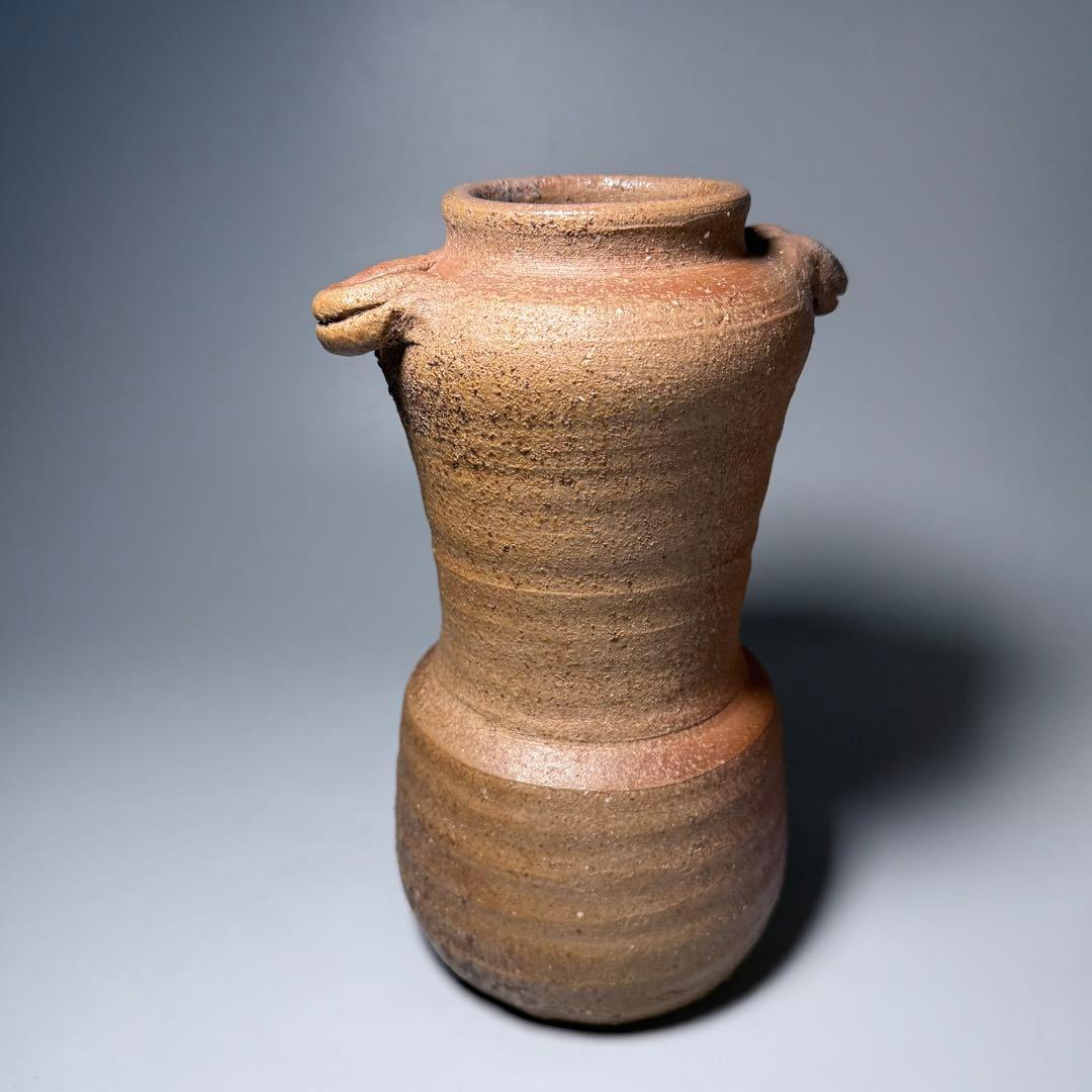 人間国宝　備前焼の巨匠　山本陶秀　「耳付花入」　本人作　共箱　高さ23.5cm