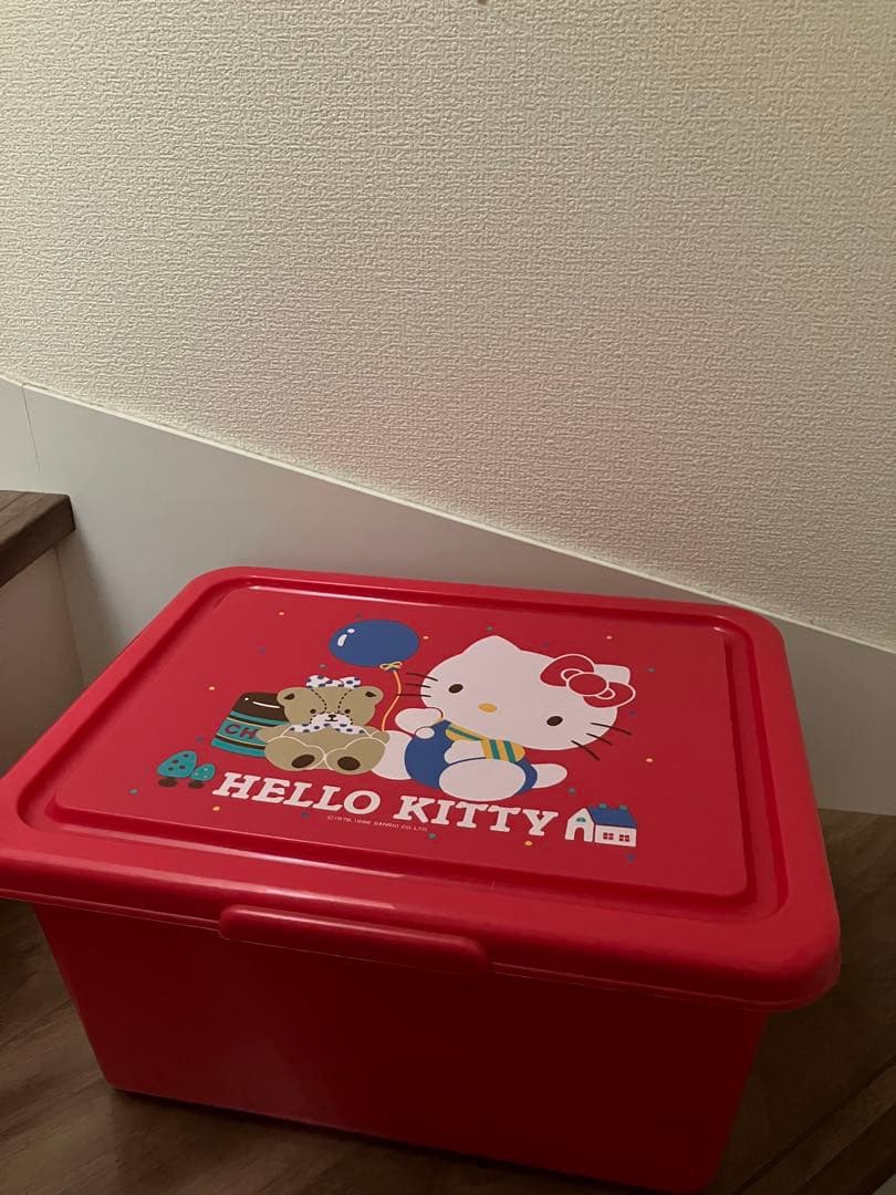 希少 昭和レトロ1986サンリオ ハローキティの蓋付きプラケース収納 おもちゃ箱