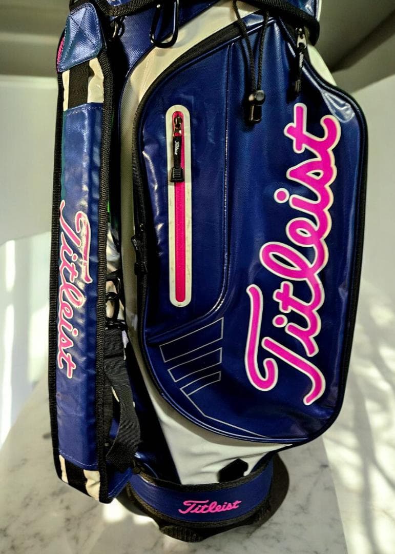 超高級美品　Titleist 高級エナメル/キャディ/ ネイビー/ピンク