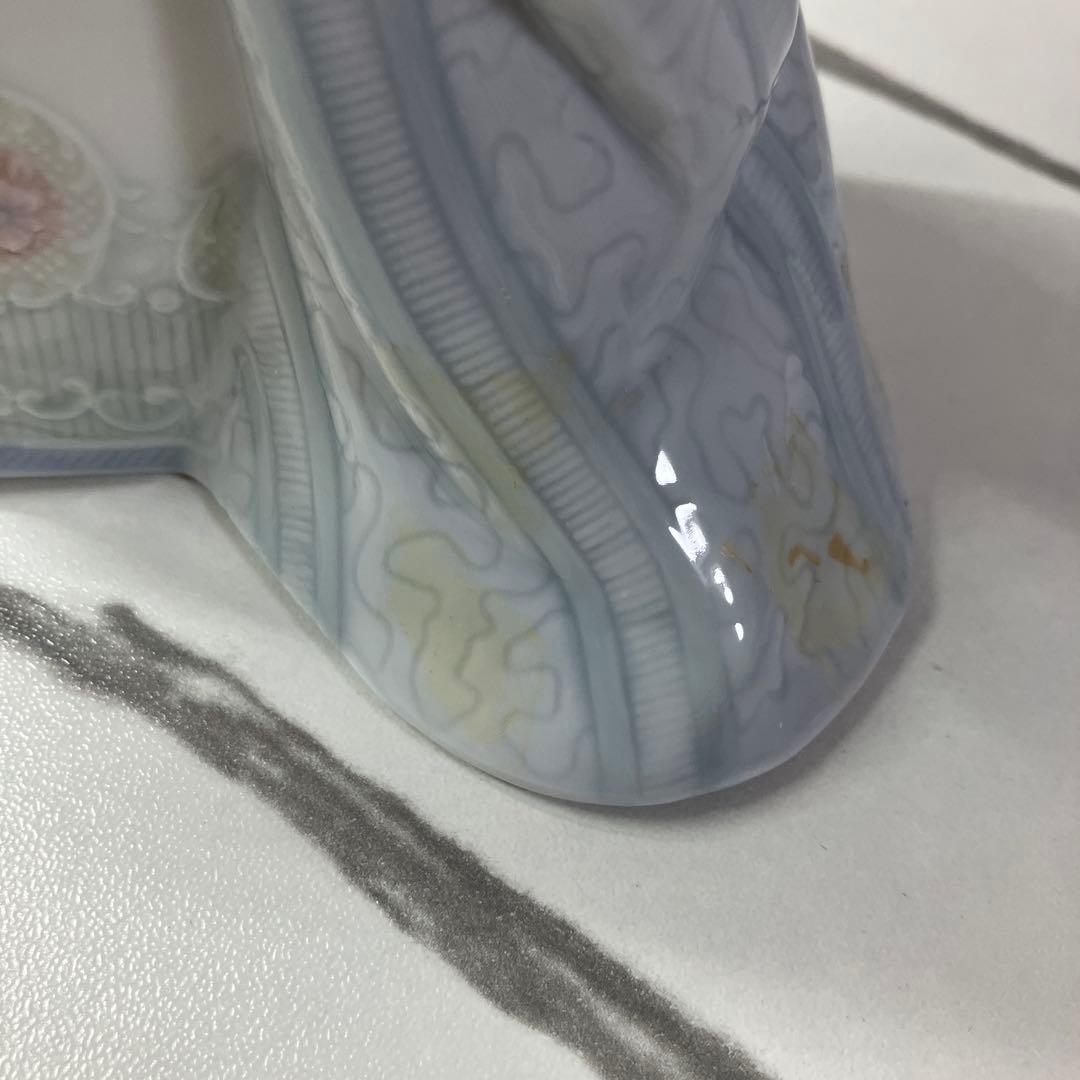 【1/20本日限定】LLADRO リヤドロ 07622 花籠を持つ女性像 箱付