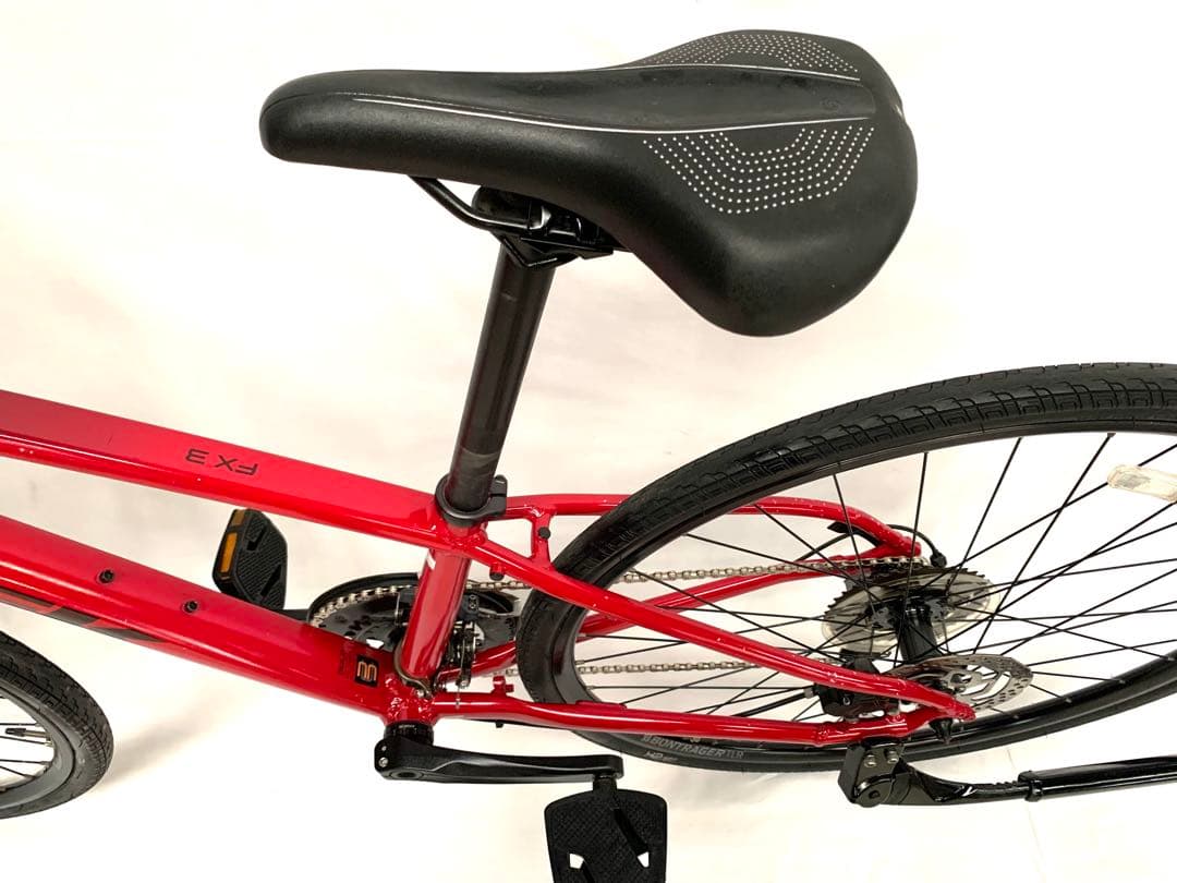 送料無料TREKディスク式オイルブレーキ クロスバイクFX3SHIMANO18速