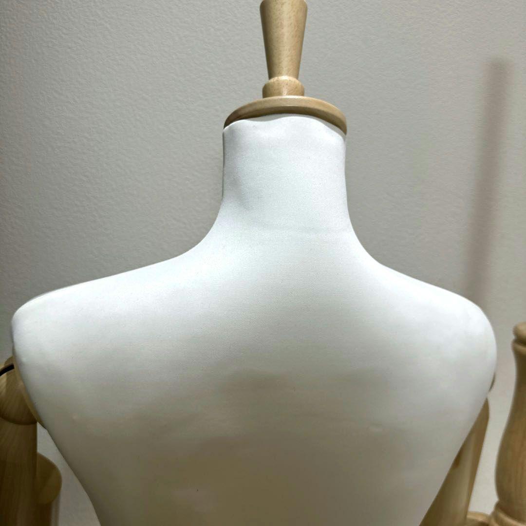 【即決大歓迎】上半身トルソー マネキンディスプレイ スタンド付き