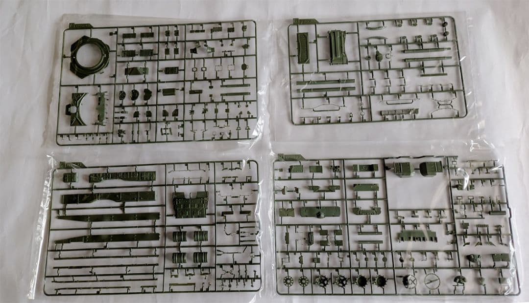 MENG T-90A ロシア主力戦車 1/35スケール