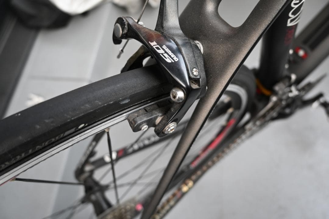 TREK DOMANE 4.3 フルカーボン　ロードバイク