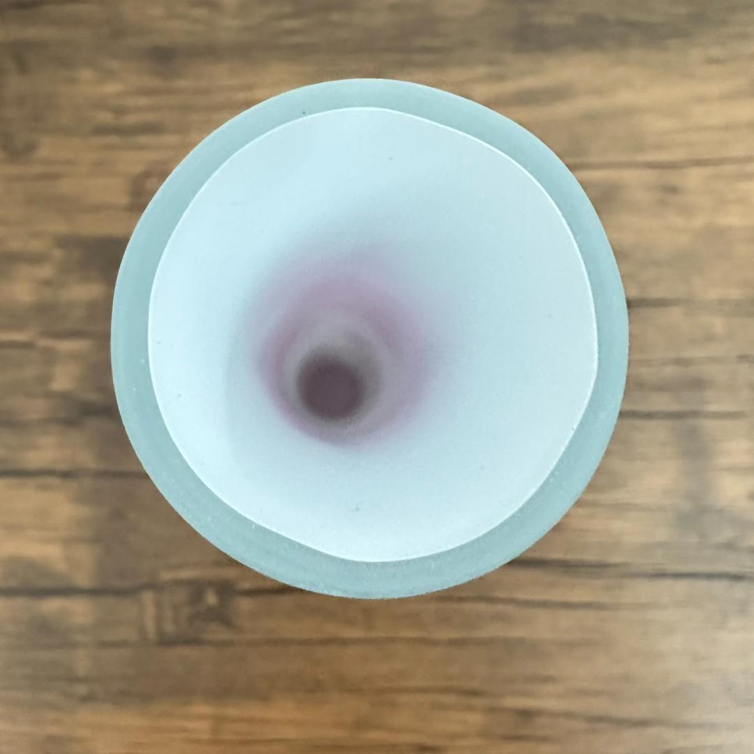 エミールガレ かわいいサイズ 一輪挿し　花瓶　カメオ彫り　被せガラス