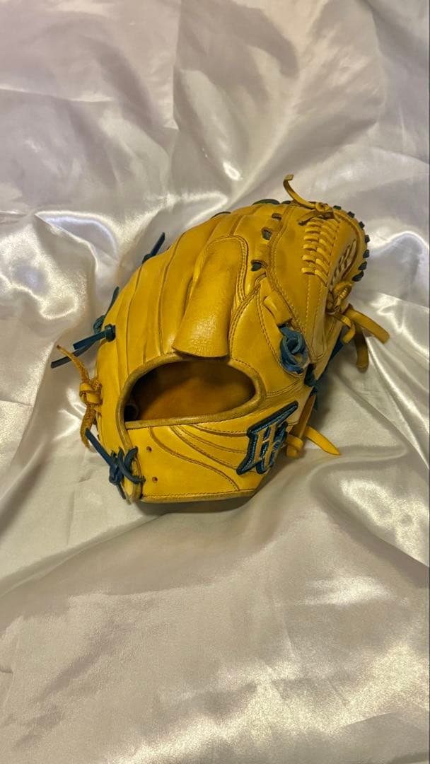 ハイゴールド　軟式投手用グローブ