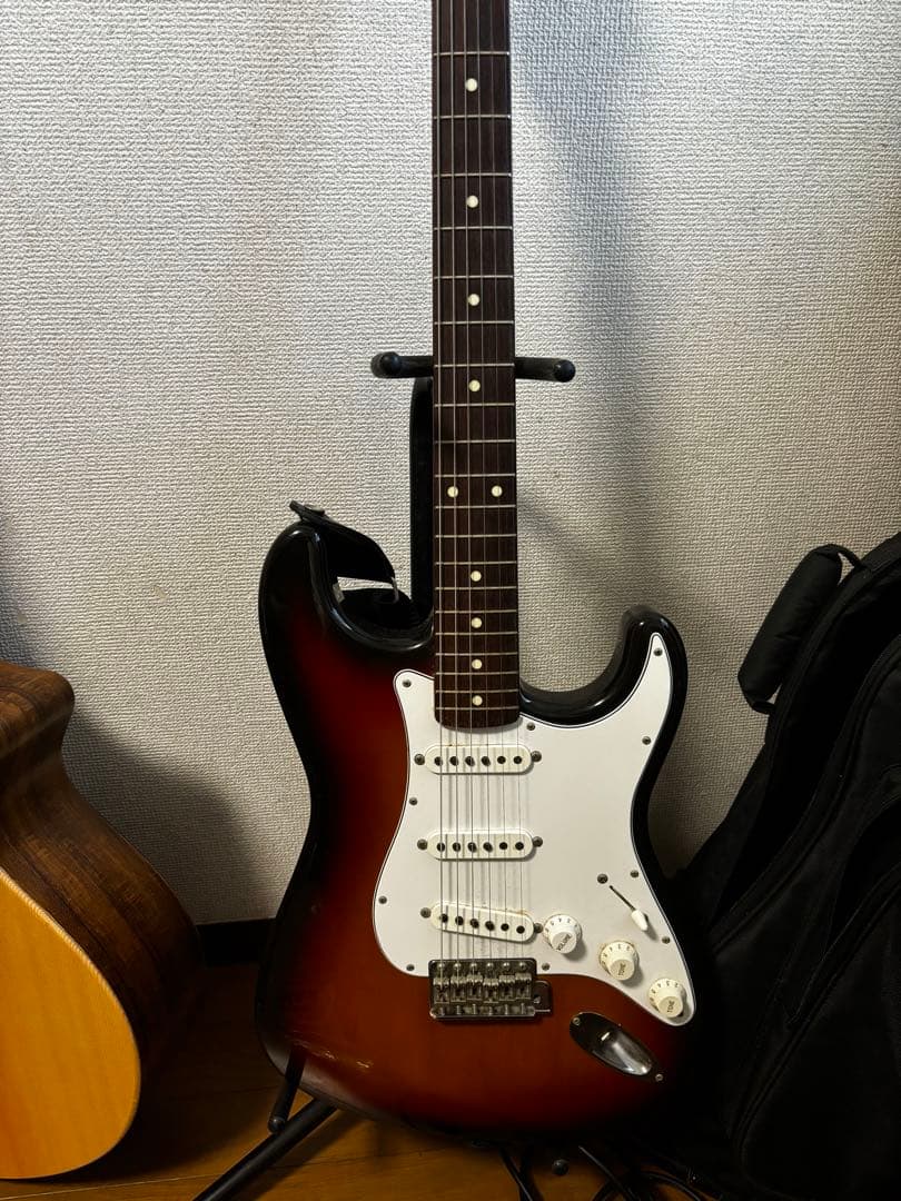 Fender Stratocaster サンバースト
