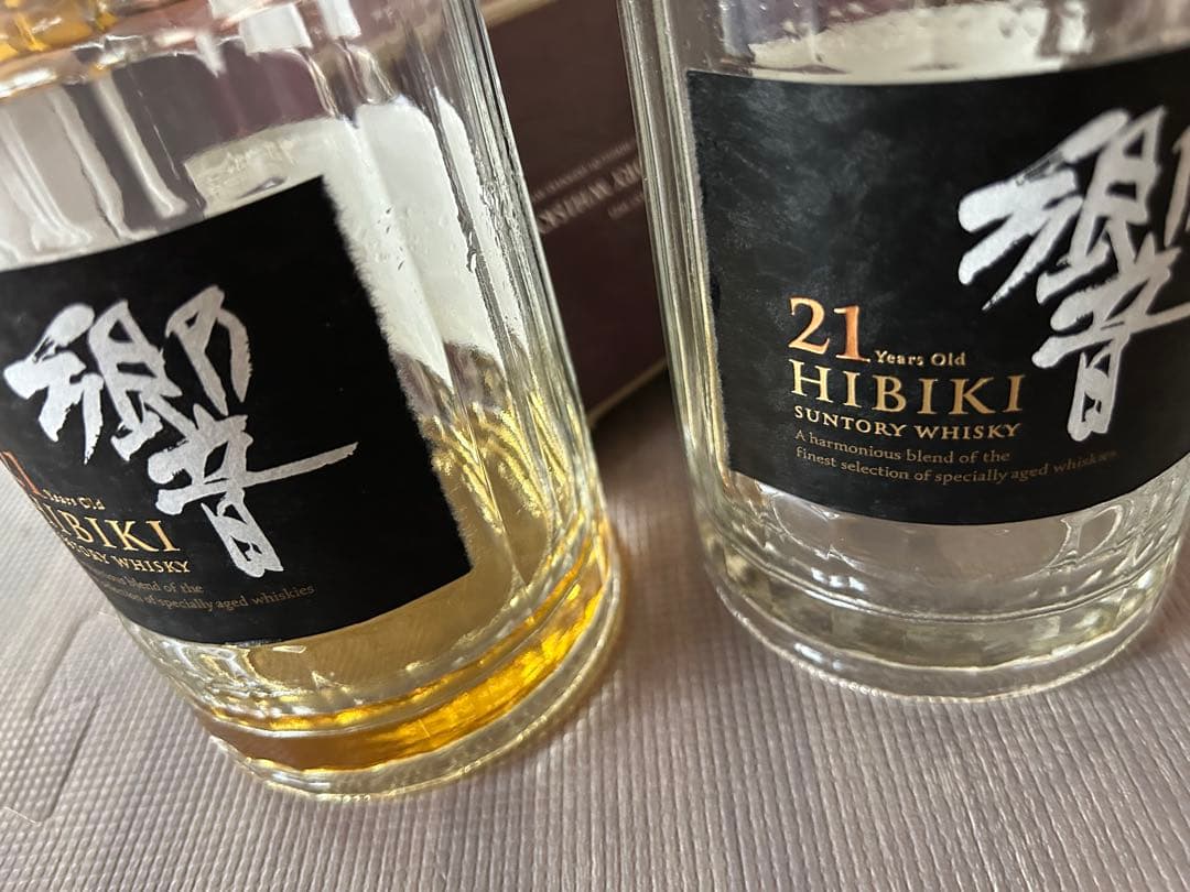 2点セット　空きボトル　響21年