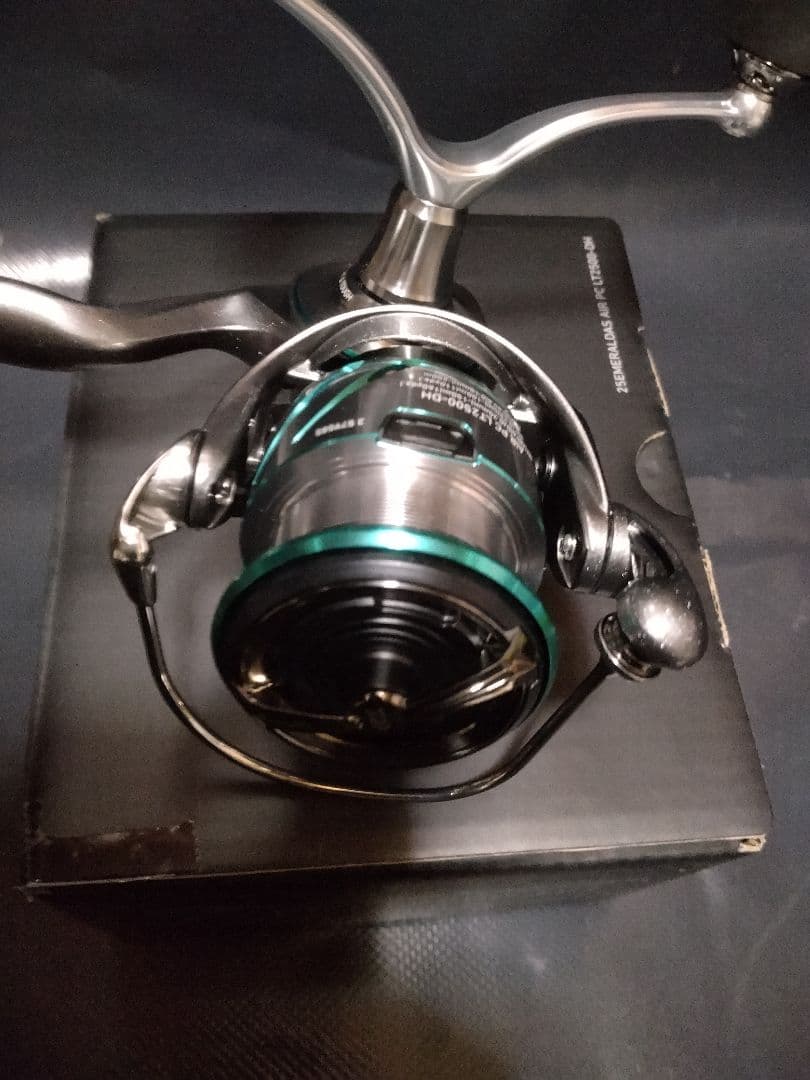 DAIWA AIR PCLT 2500-DH スピニングリール エギング