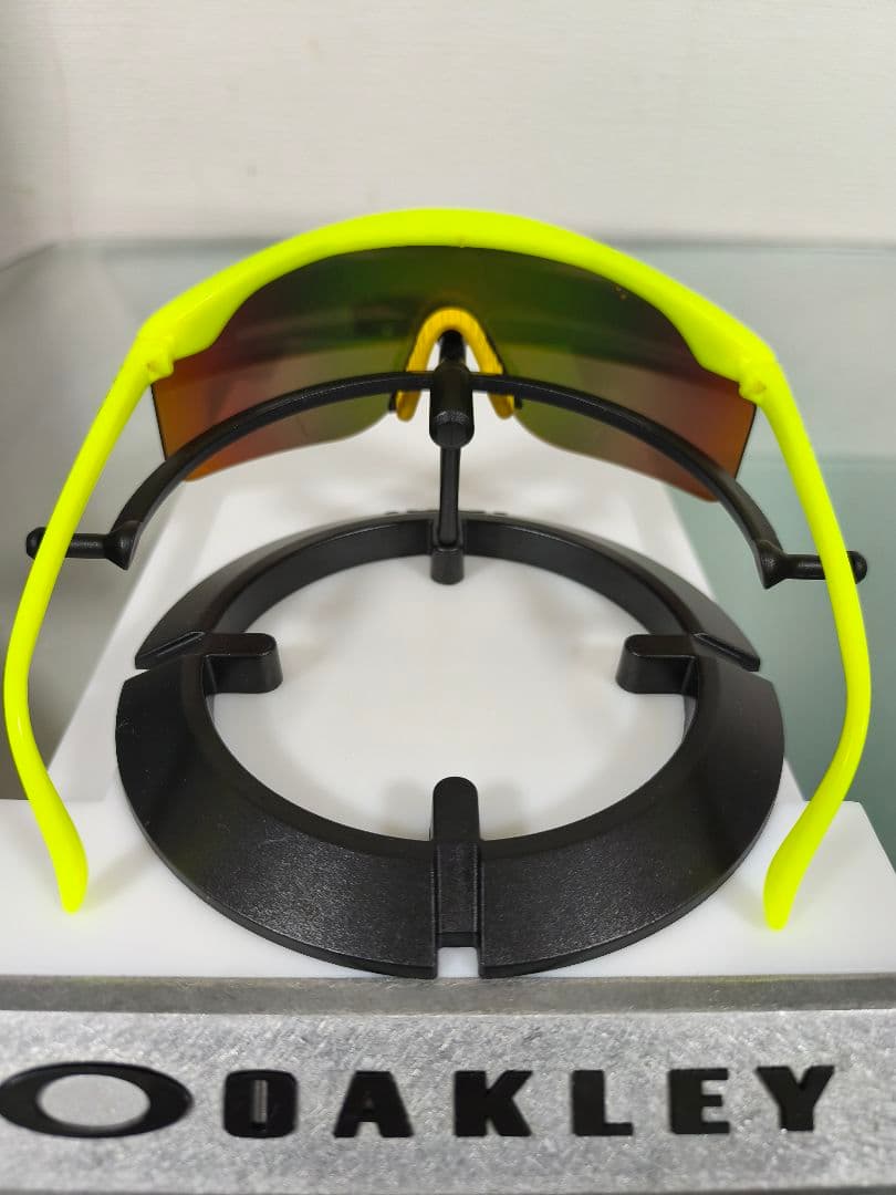 オークリー Oakley Razor Blade Neon oakJP