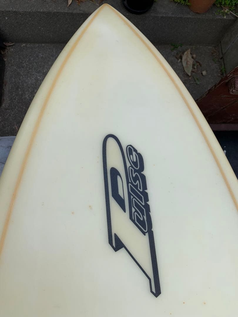 pulse xtr5.0 ショートボード　フィン付き