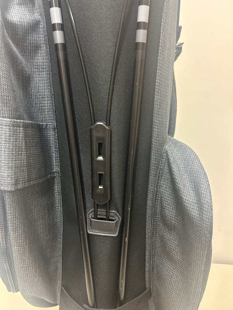 トラビスマシュー　Travis Mathew キャディーバック