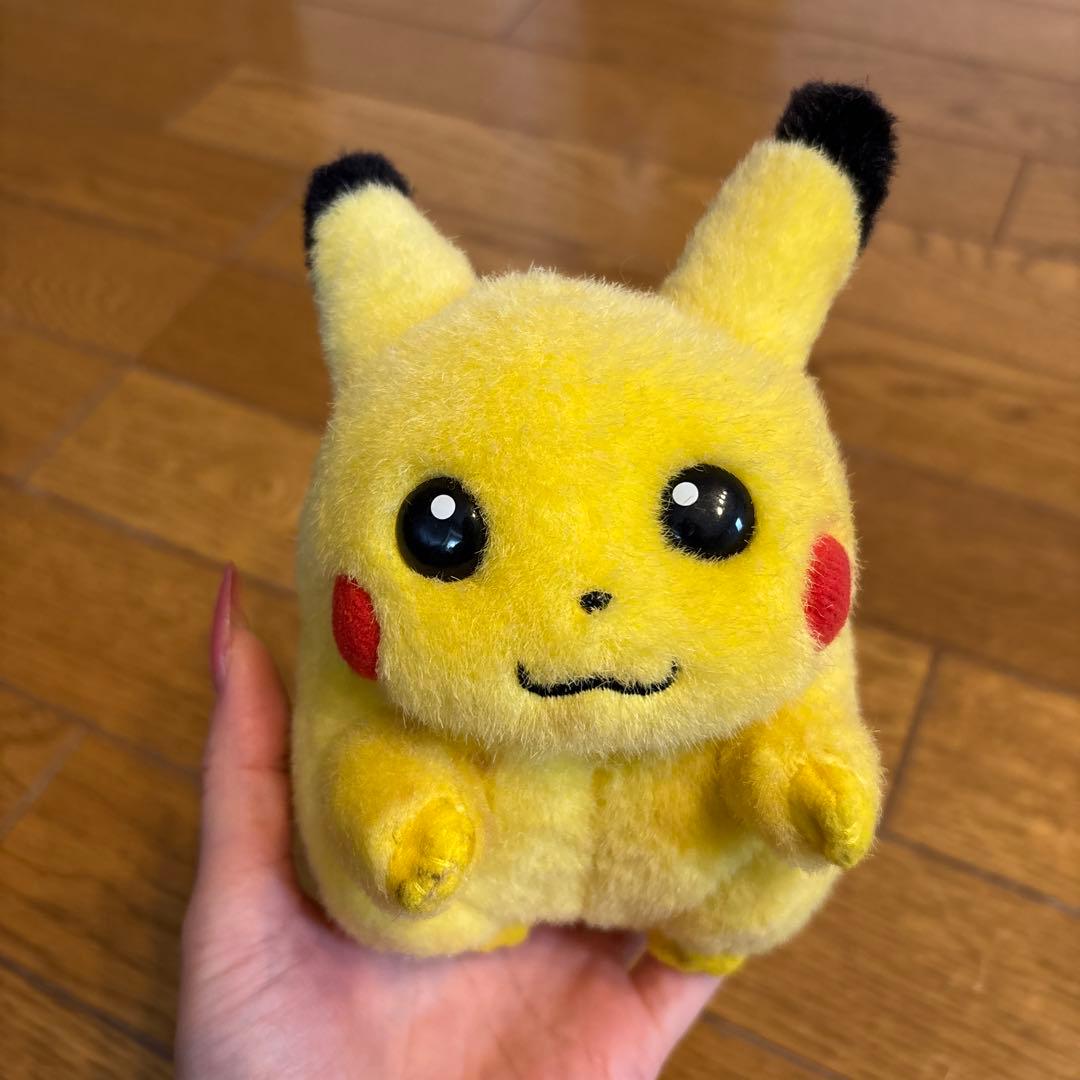 平成レア♫初代ピカチュウ　初期ポケモン　⭐︎タカラトミー