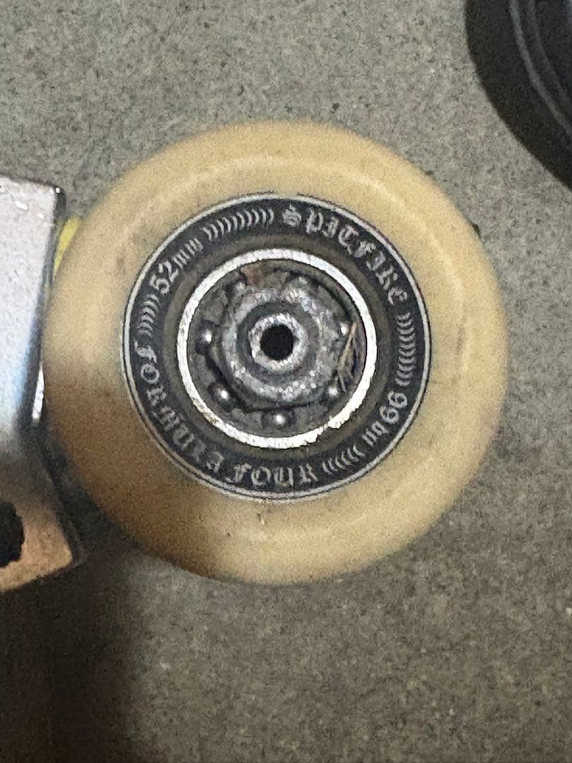 スケボー　セット　EVISEN 8.25 サンダー