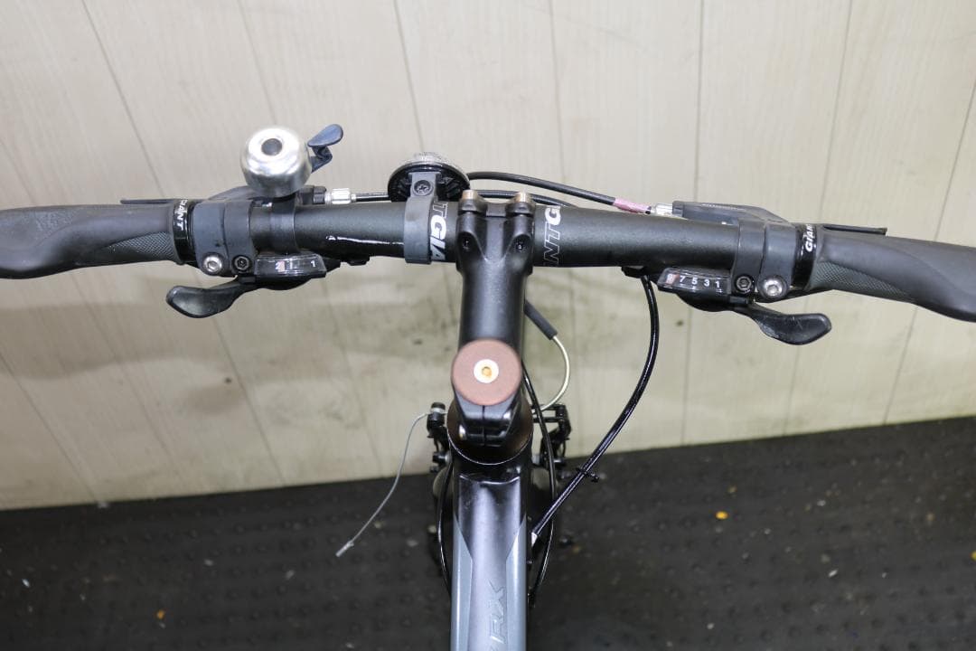 GIANT ESCAPE RX 700C アルミ 2X9S 444mm クロス