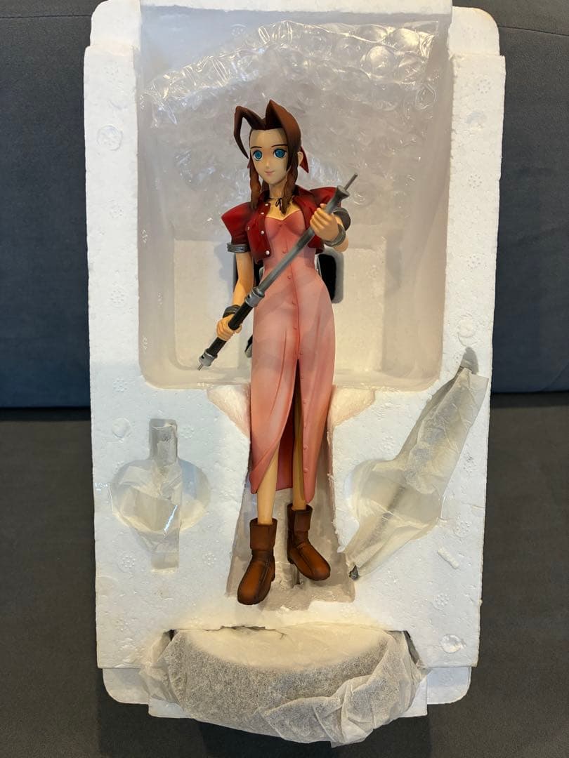 【激レア】 FF7 エアリス コールドキャスト コトブキヤ ARTFX 完成品