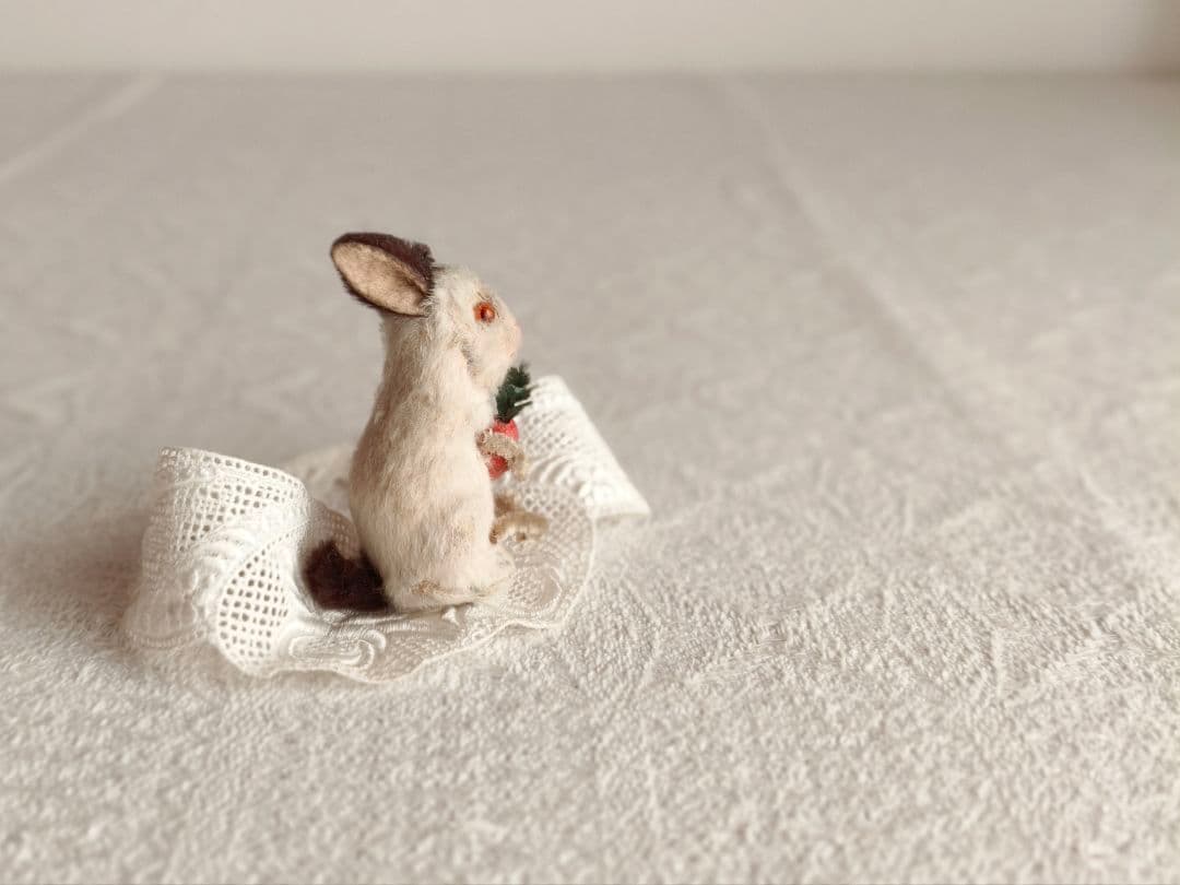 *vintage rabbit ❀ ダークグレーのお耳と尻尾 可愛い ウサちゃん