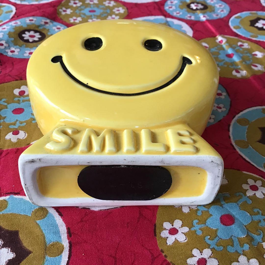 レトロ　ビンテージ　スマイリーフェイス　貯金箱