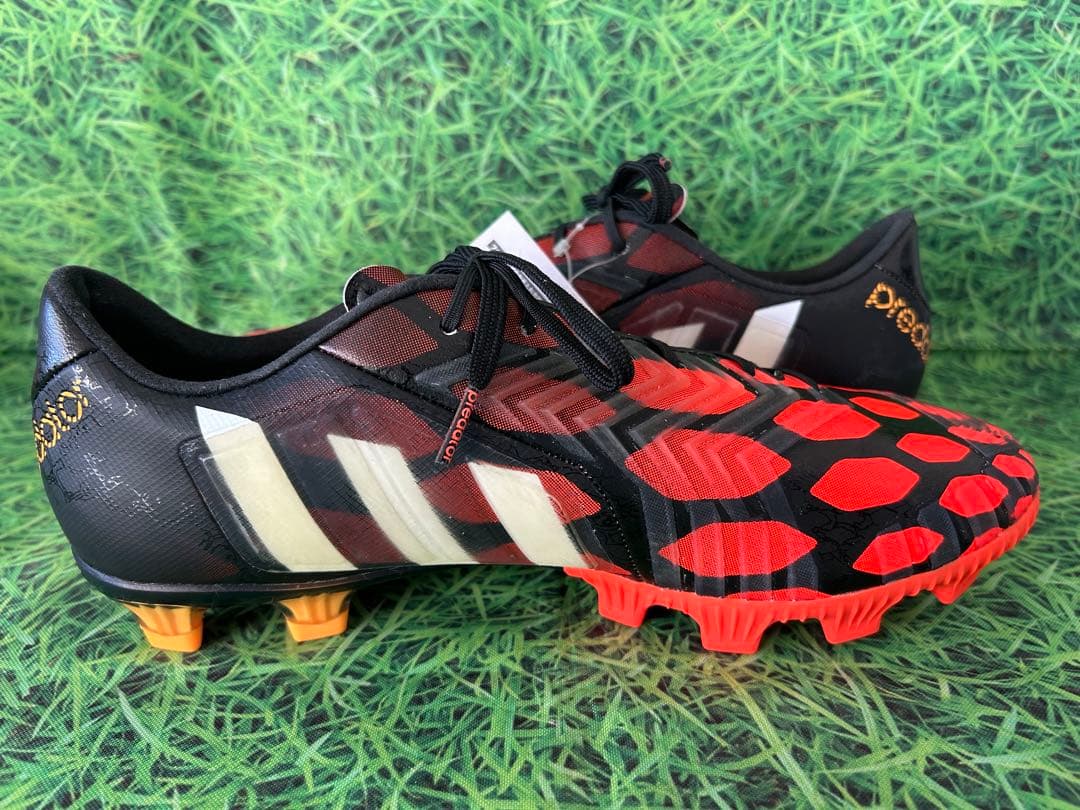 ☆新品☆送料無料☆adidas(アディダス)Predator IS HG☆