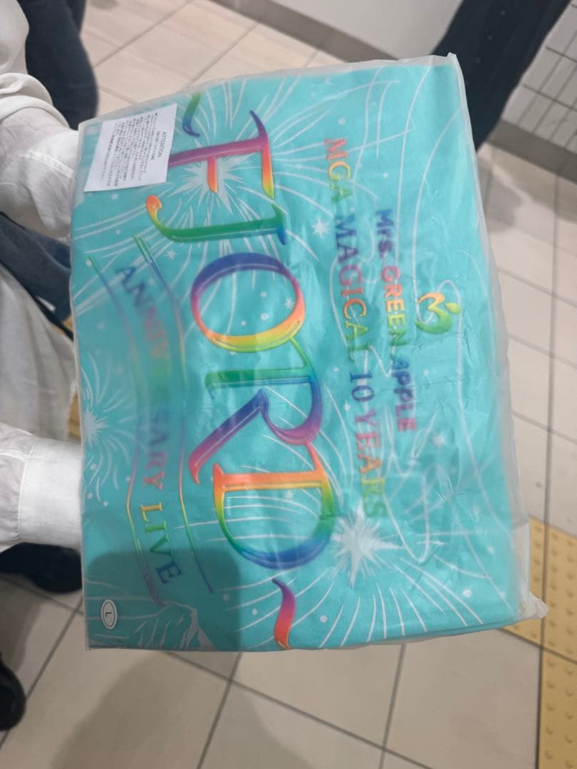 ミセスグリーンアッブル　10周年アニバーサリーライブ　当たりTシャツ