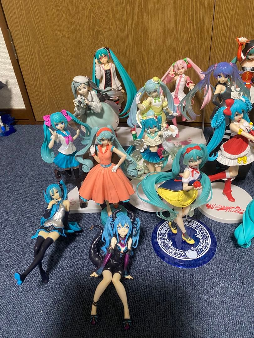24時間以内発送　格安【箱無し開封品】初音ミク　フィギュア　まとめ売り合計25点