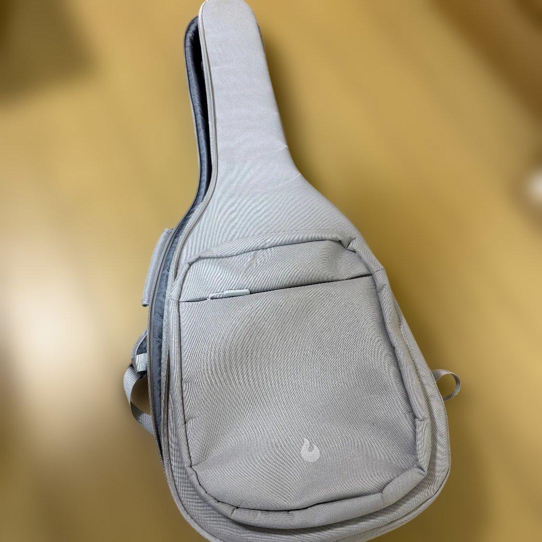 【美品】LAVA ME 2 FreeBoostブラック カーボンギター エレアコ