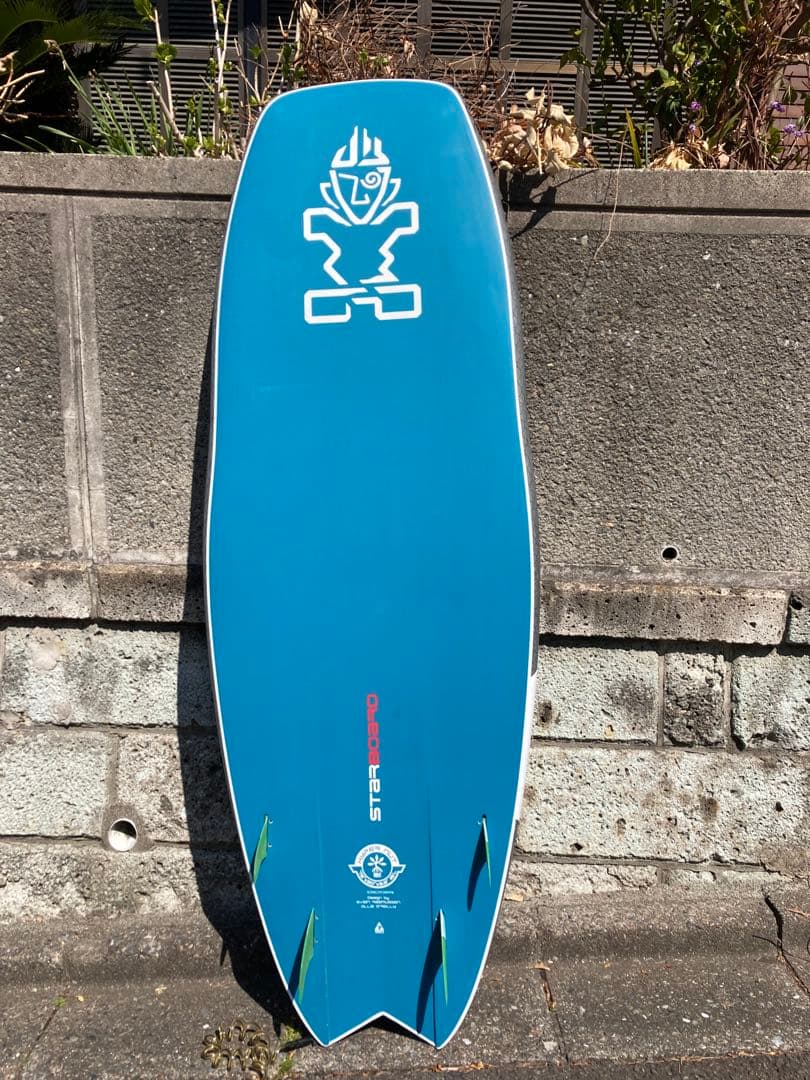 Starboard hypernut 7'6\"×30\"×3.9\"　115L