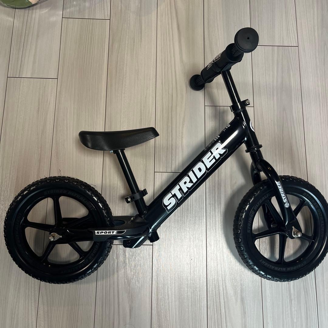 ストライダー スポーツモデル 正規品 ブラック 1歳半〜5歳 説明書付