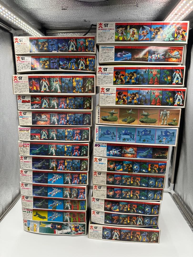バンザイマーク　「ガンダム」プラモデル　旧キット37点プラスおまけ※要説明文