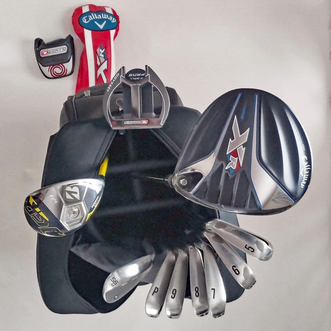 美品　タイトリスト　ブラックキャディバッグ　5分割