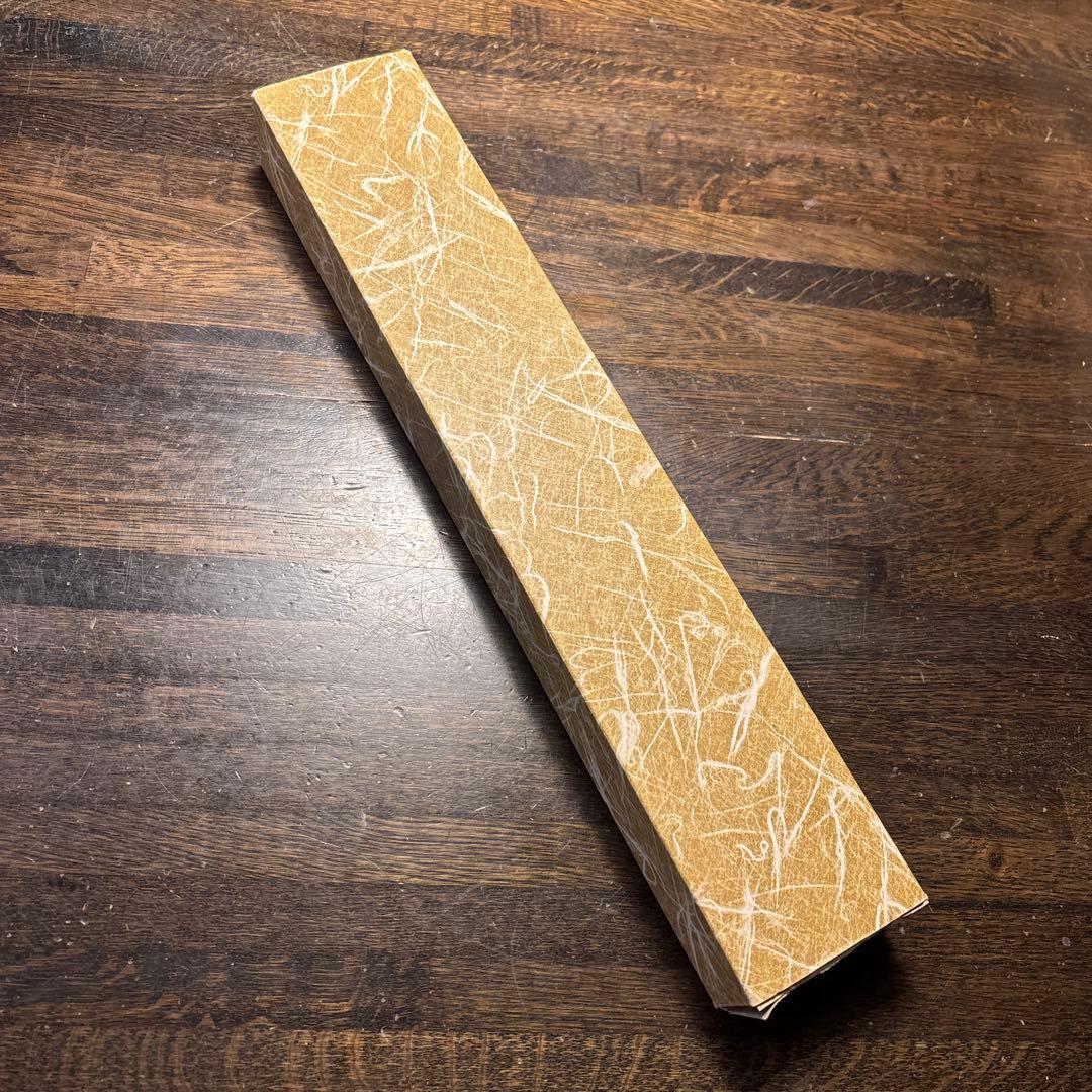 十松屋福井謹製　観世流能扇　鬘扇「朱妻花戦花車」　黒骨　桐箱付き