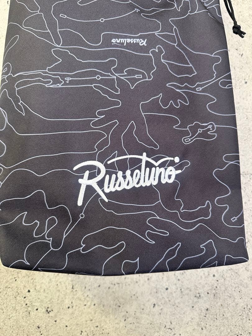 【新品未使用】サイズ(縦:45横:32マチ:9)シューズケース ラッセル2600