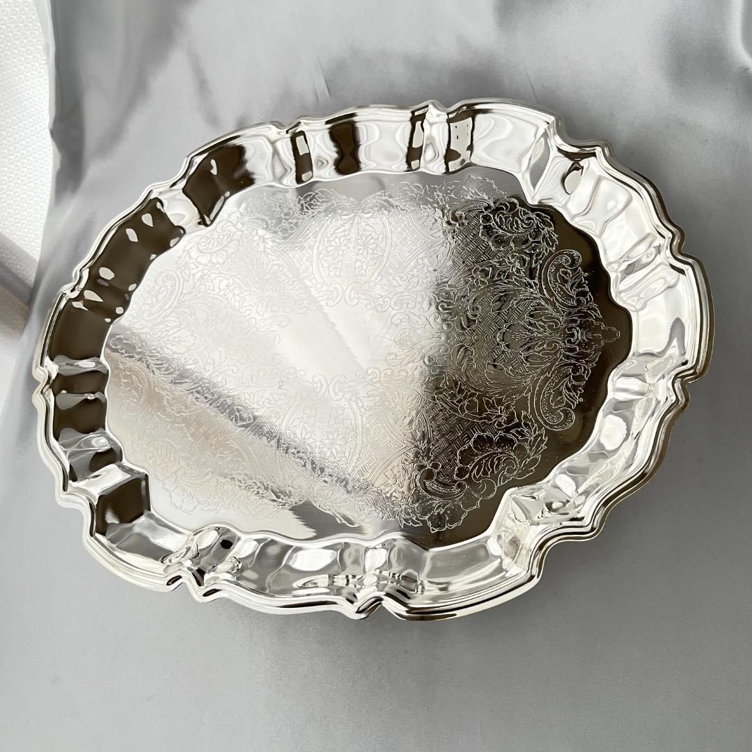 【LEONARD】 チッペンデールのギャラリートレー 37 cm フット付