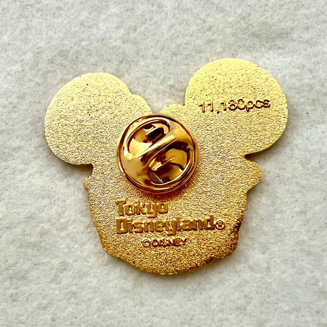 【限定品・希少品】ミッキー　バースデーのピンズ　東京ディズニーランド　2000年