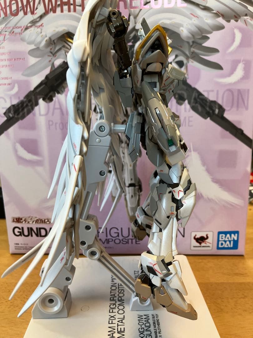 ウイングガンダムスノーホワイトプレリュード