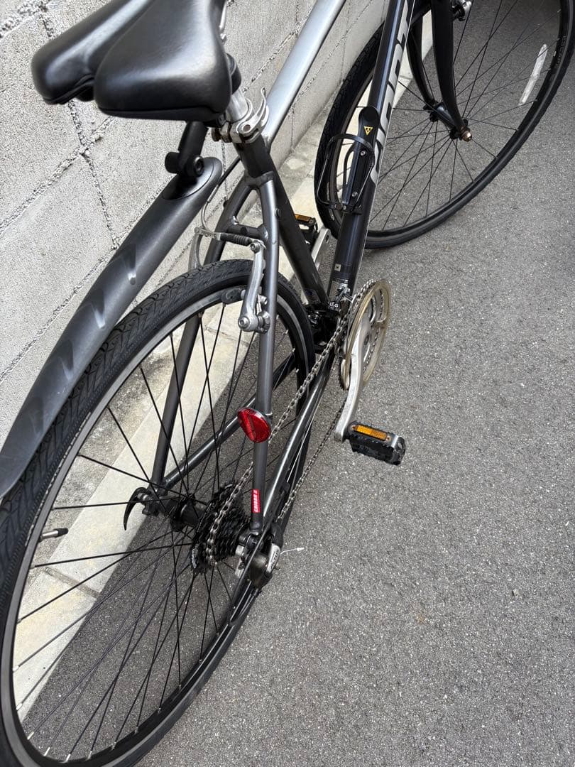 クロスバイク　GIANT escape R3 2022年モデル