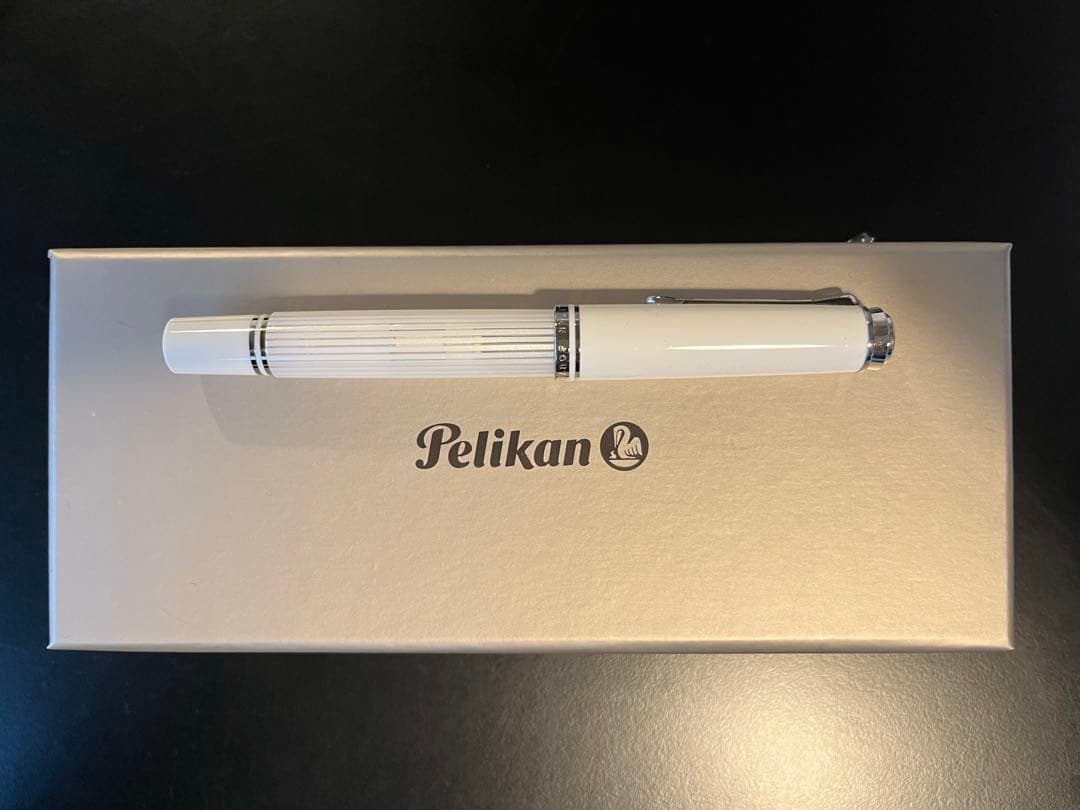 ペリカン スーベレーン M605 万年筆 ホワイトストライプ EF