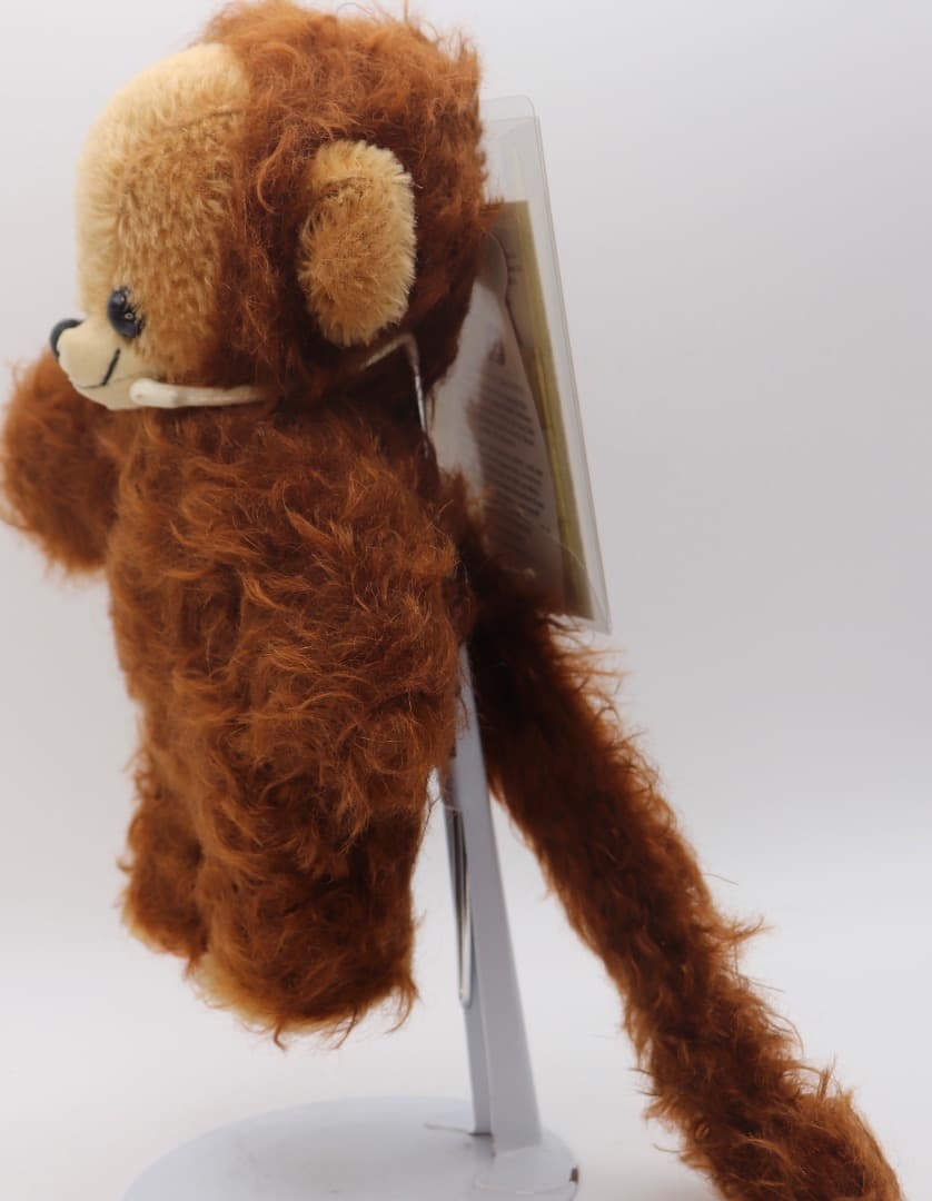 チーキー・モンキー Merrythought 24cm 赤いお尻と長いしっぽ