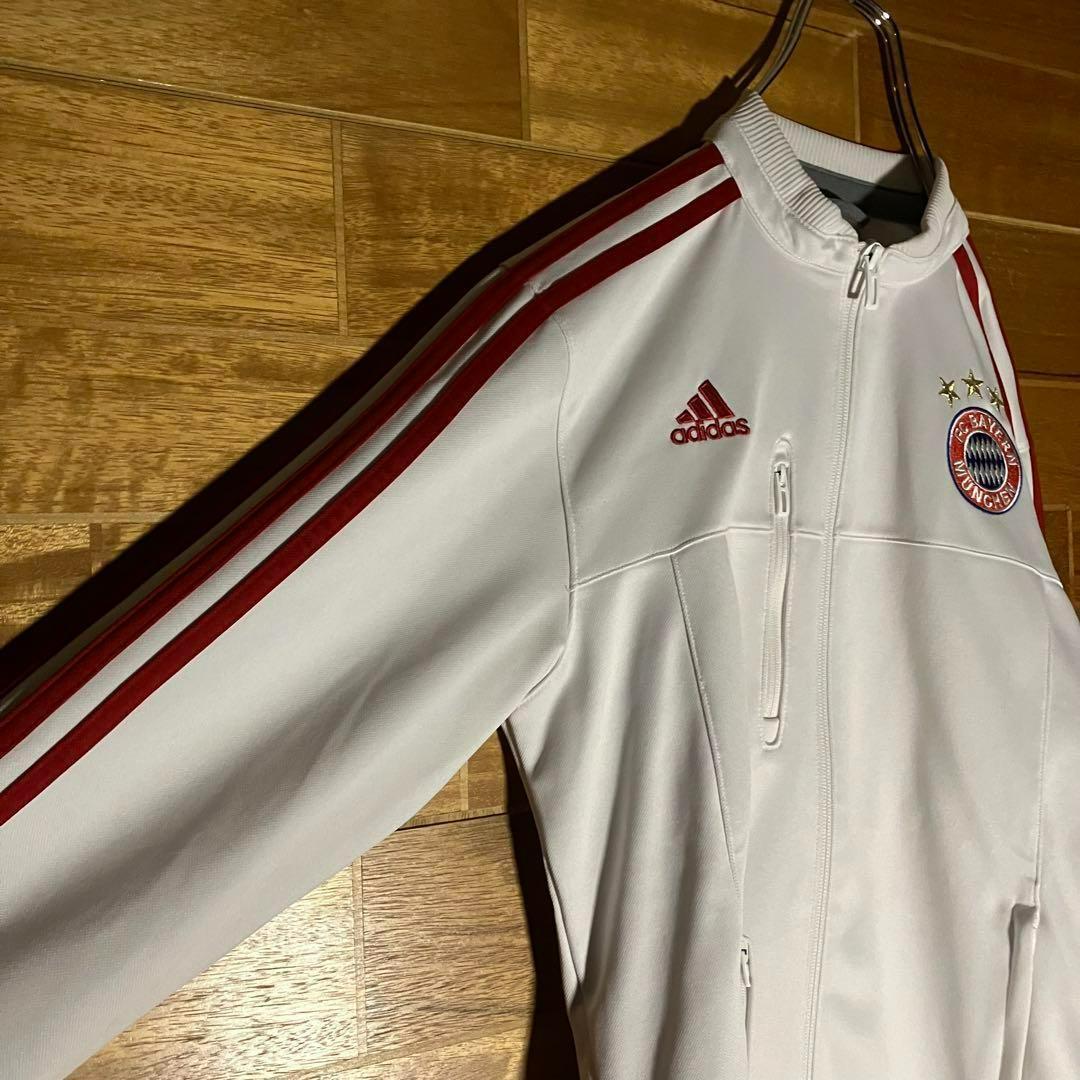 adidas　バイエルン　トラックジャケット　ジャージ　白　赤　刺繍ロゴ