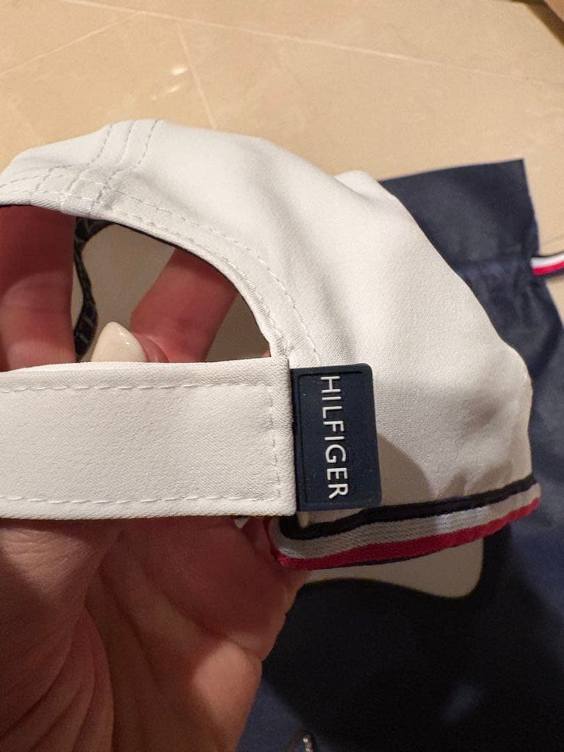 新品　2025 トミー ヒルフィガー ゴルフ　キャップ クール ボールポーチ