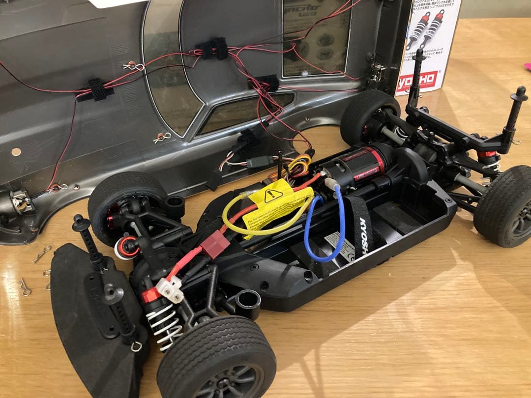 京商 フェーザー Mk2 1971ダットサン240ZTurned V