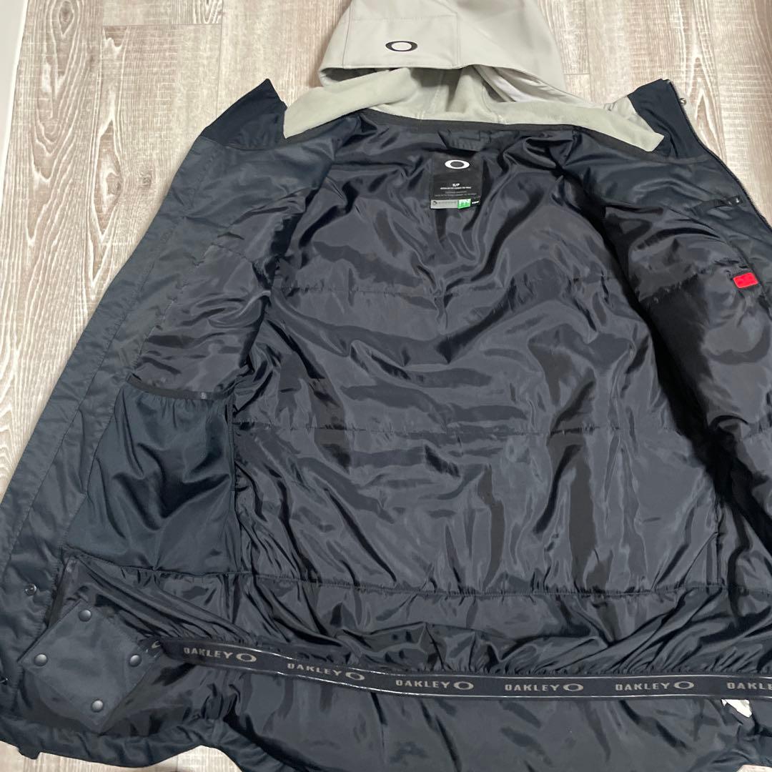 OAKLEY スノーボードジャケット 黒/グレー