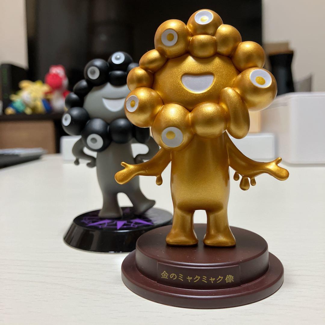 ミャクミャク様像 金黒