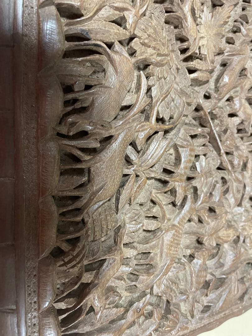 ヤギ　インド　アニマル　カシミール　伝統工芸品　ウォルナット　木製彫刻　ボックス