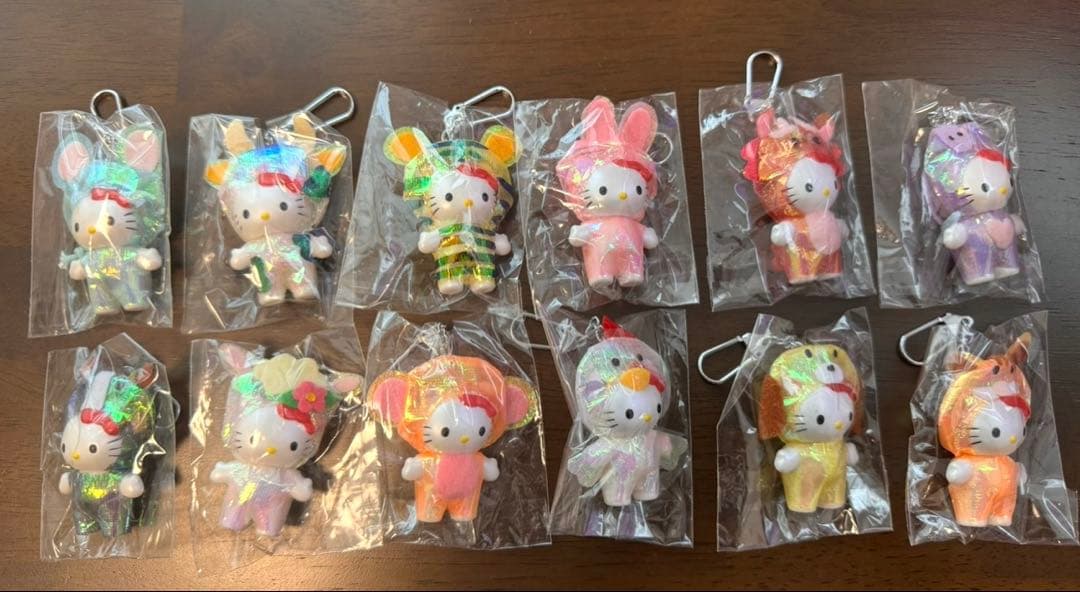 ハローキティ　キティ　コスチュームドール　干支　セット