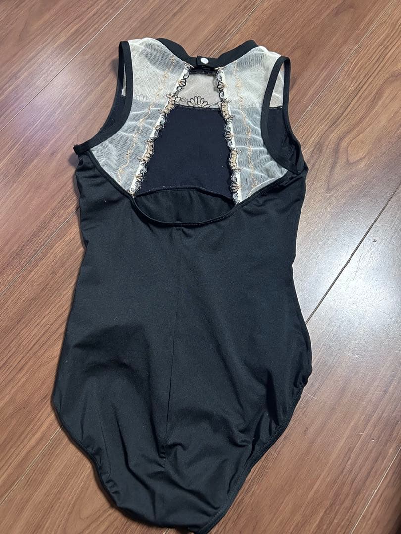 チャコット 刺繍入り レオタード 150