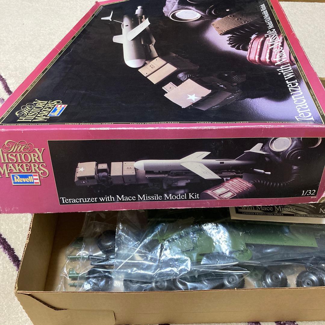 航空機・ヘリコプター 1/32Revell Teracruzer with Mace Missile