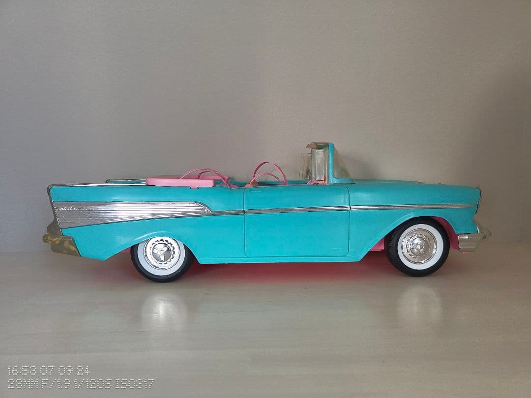 マテル　バービー　ベルエア　箱付き　ブルー色