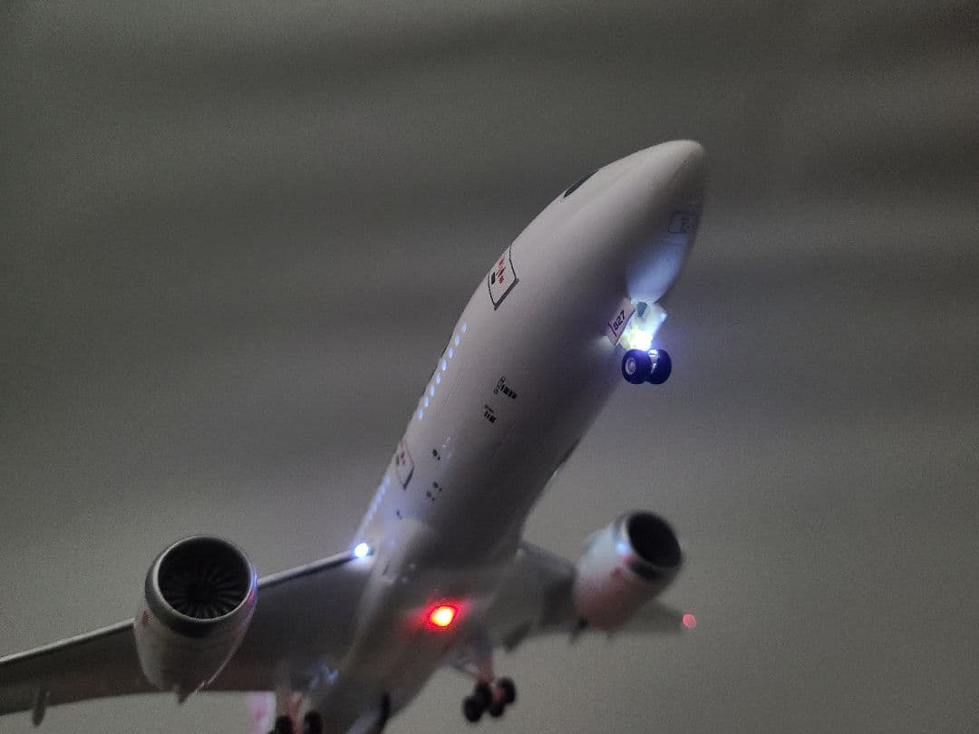 JAL Boeing 787-8 (JA827J) LED 仕様完成品