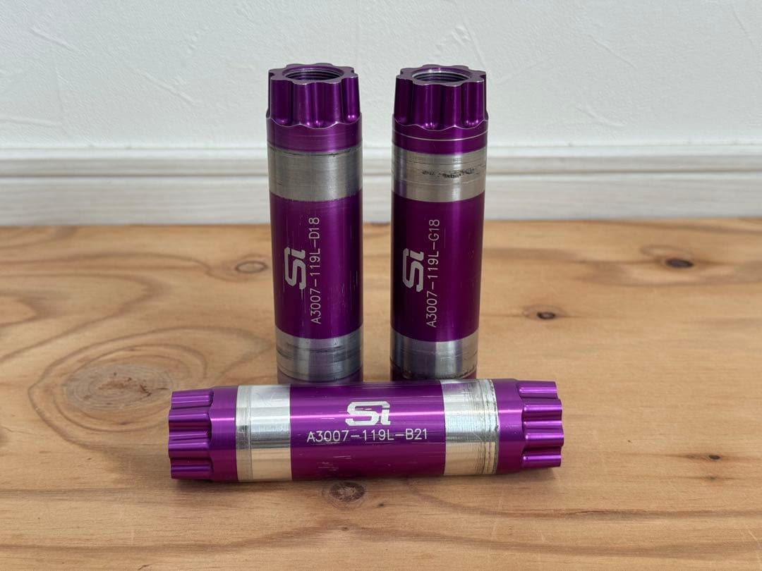 Cannondale キャノンデール ホログラム クランク スピンドル 3本